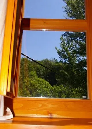 El Refugio De Valporquero Holiday home *