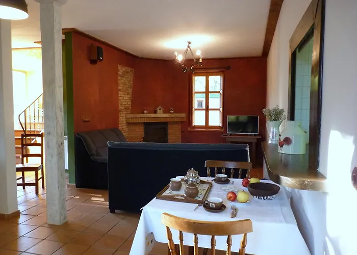 別荘 El Refugio De Valporquero