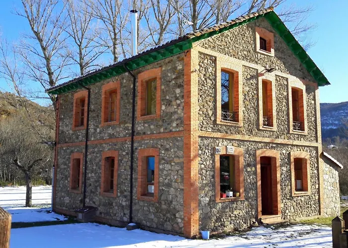 別荘 El Refugio De Valporquero *